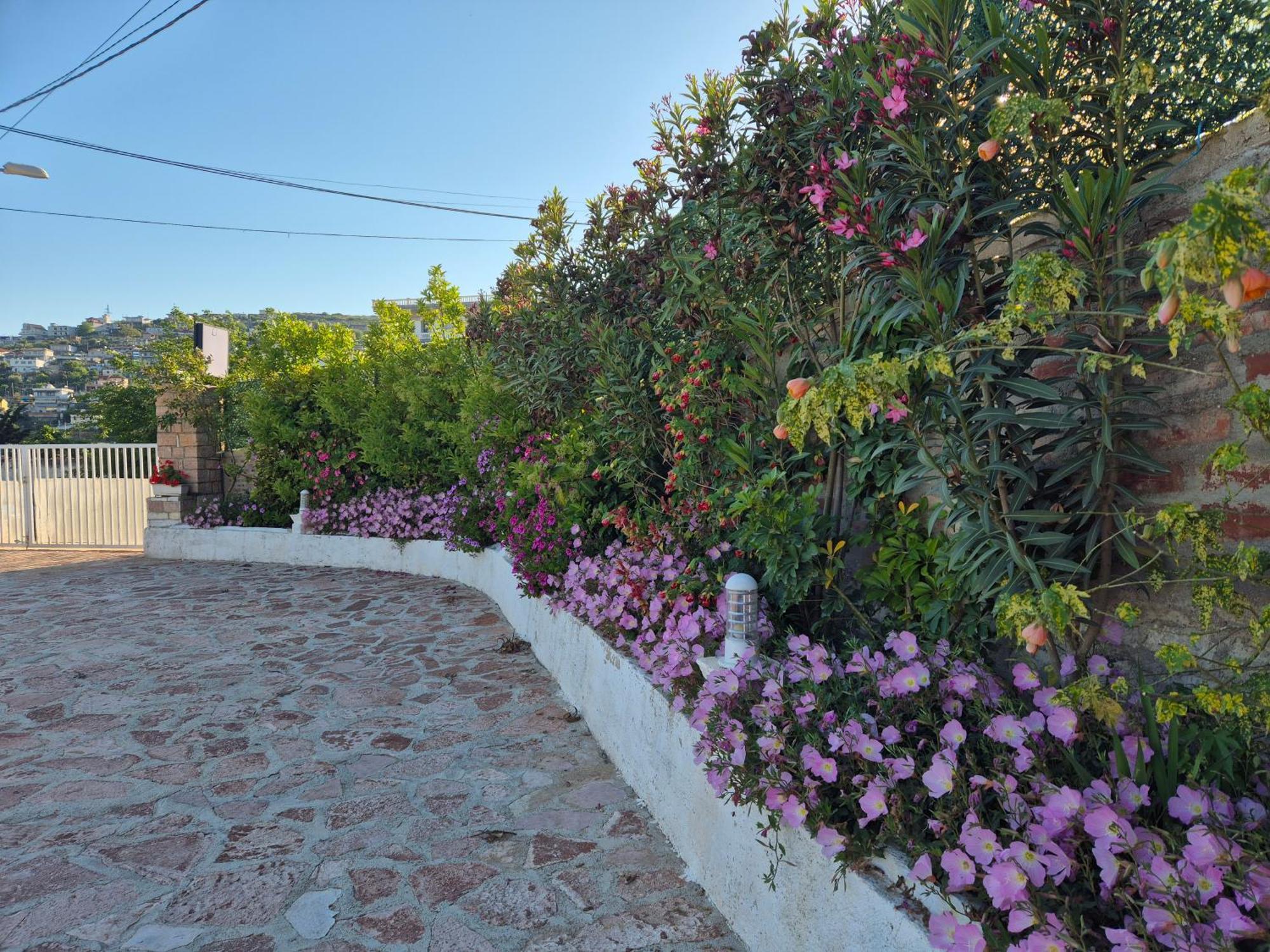 Villa Josana Sarande Exterior photo